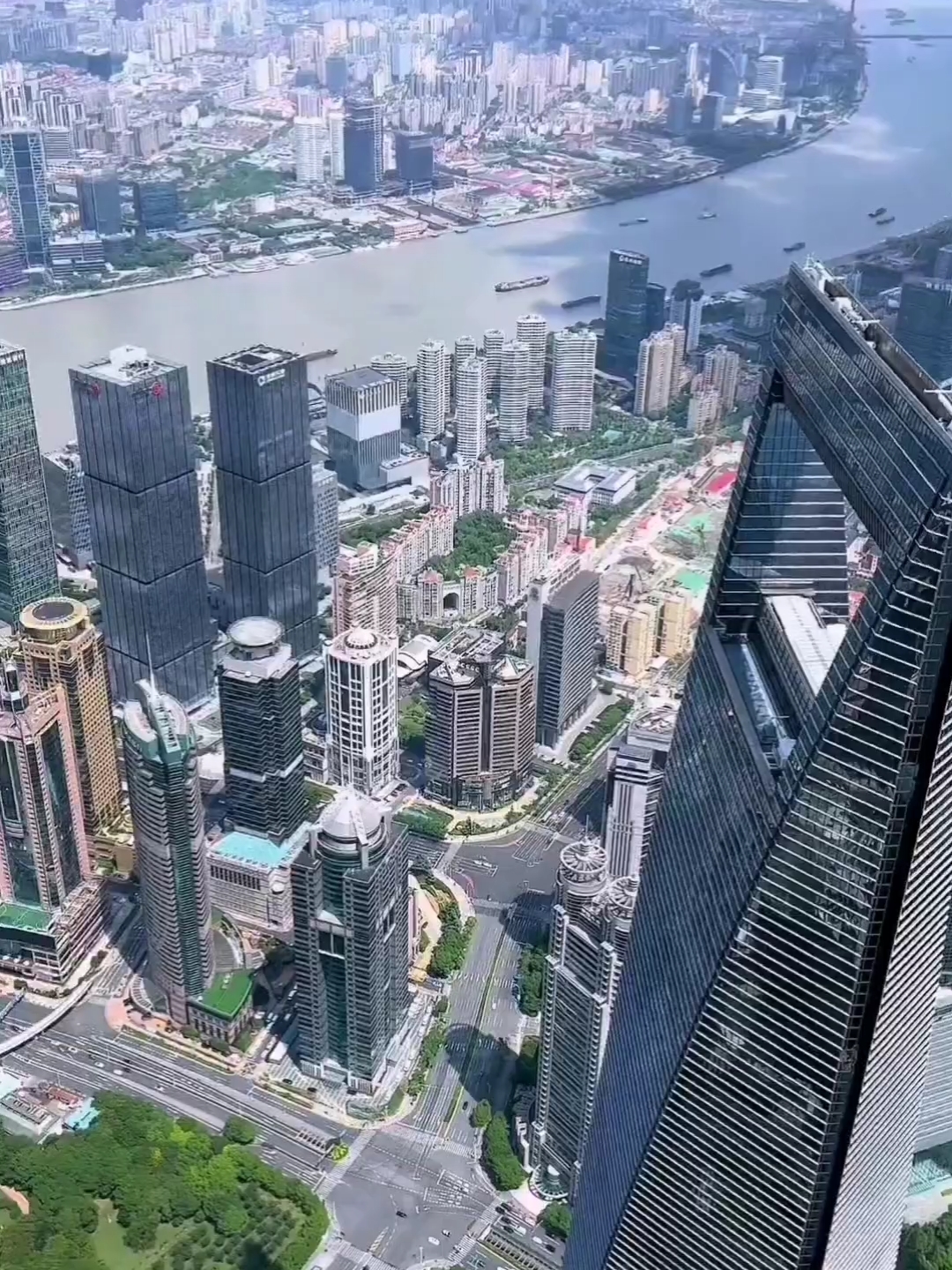 上海中心大厦中国第一 世界第三