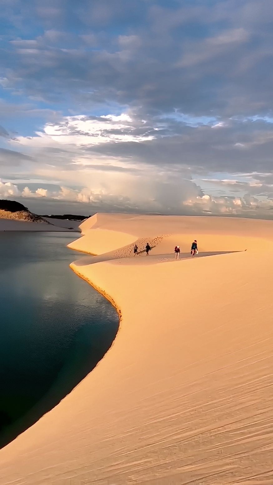 你听说过水比沙子还要多的沙漠吗 太神奇了！