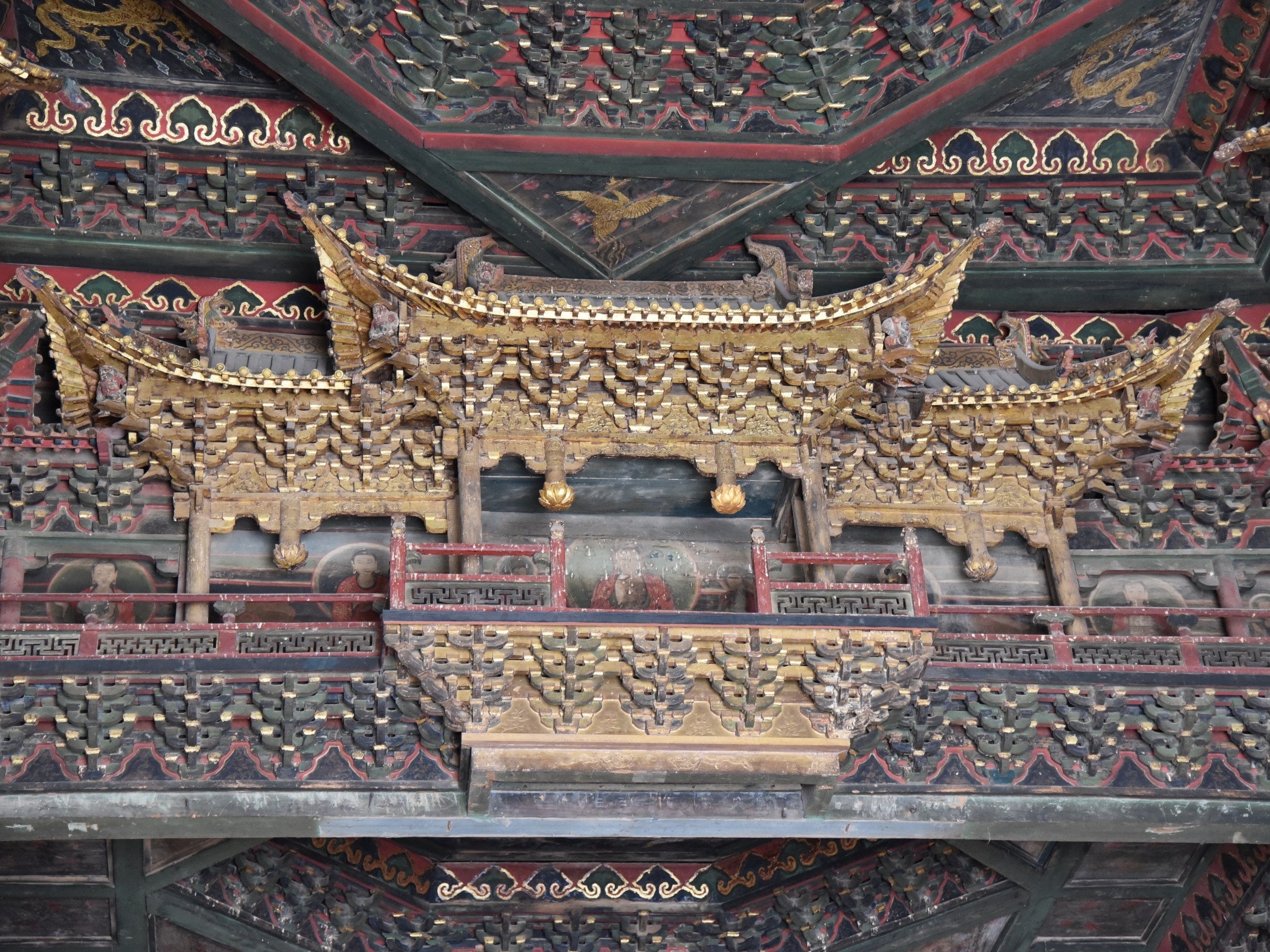 三入净土寺，才发现天宫楼阁上有壁画！ #净土寺 大殿，建于金天会二年(1124)。在这座三开间殿内，