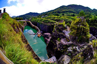 温州泰顺一日游，南龙湾划船、万排茶园品茶、仕水碇步等待日落