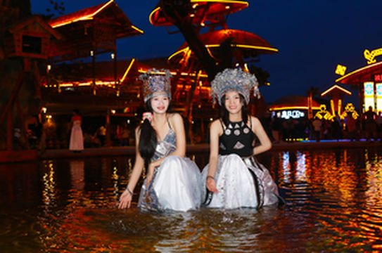 人生建议✨来三亚槟榔谷吹晚风