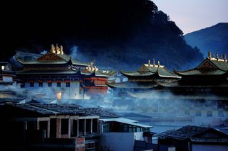 甘南毛兰姆法会、阿坝莫朗节和天水麦积山石窟,新年一场旅行,凑齐三大看点