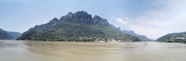 宜昌G348自驾三峡大坝