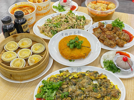 喜欢厦门小吃的看过来，这家小店别错过，一次整齐太方便