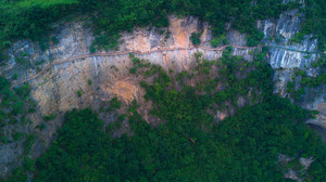 丰都鬼城游记图文-重庆“小张家界”！森林氧吧+千米栈道，五一到自驾到这里刷屏！