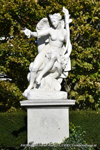 纽波特游记图文-第2205回：文艺精英避世花园，有闲阶级论凡勃仑