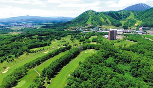北海道打高尔夫,来这里一次旅行可打72洞