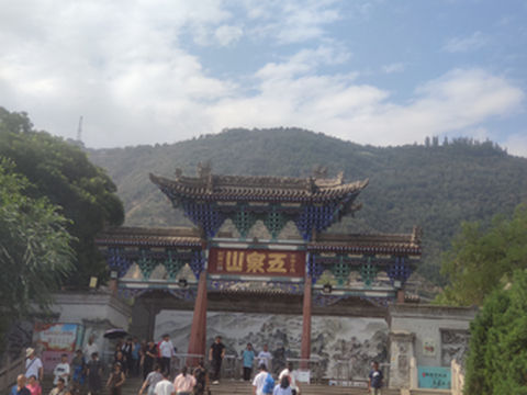 2024年2日全自助甘肃兰州水墨丹霞天水麦积山石窟麻辣烫游记