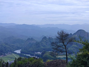 崀山风景名胜区游记图文-秋高气爽，去爬崀山
