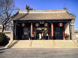 保定景点按时下班，准时休息