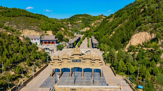 《孙同学榆林漫游记》32 | 千年古刹悬空寺，龙穴藏珍黑龙潭！