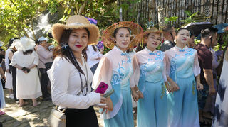 天凉好个秋,跟着美女打卡槟榔谷