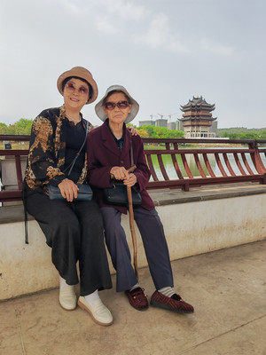 弥勒小城 温馨和乐