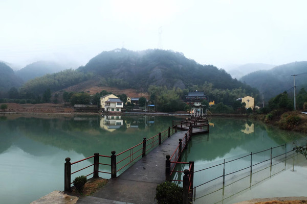 慧明岩●了缘禅寺