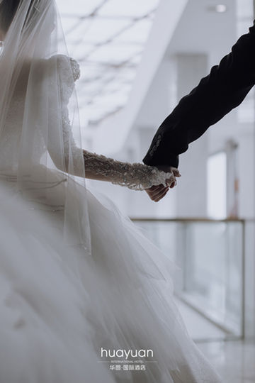 与你不期而遇，待烟花烂漫时节与你相约 华圆│重庆一站式婚礼酒店