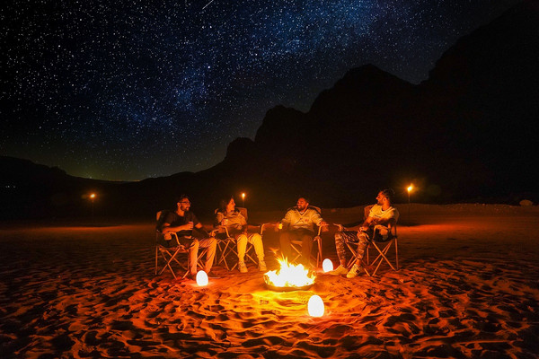 沙迦Mleiha沙漠重新开放，一起来看流星雨、观月食、越野冲沙！