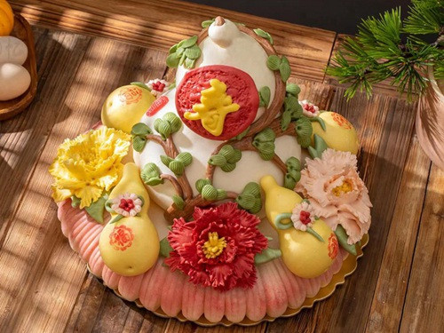 河南郑州祝寿蛋糕太美了