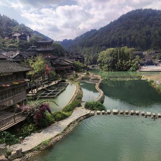 吃贵阳的丝娃娃 看荔波的好风景