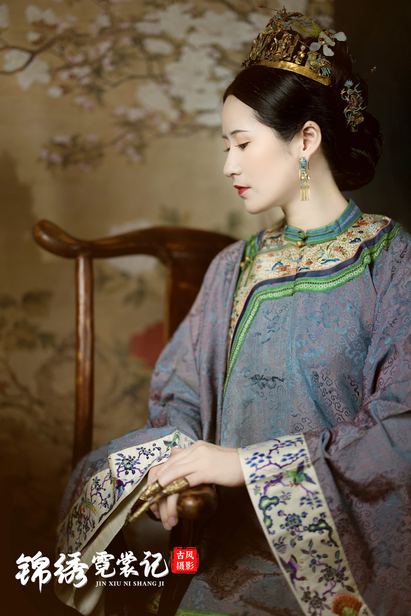 平遙古風旅拍手記｜穿百年華裳赴一場晉商舊夢。