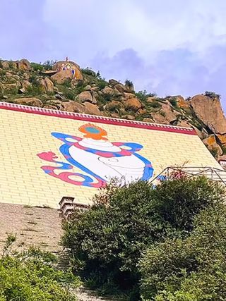 哲蚌寺：藏传佛教璀璨明珠