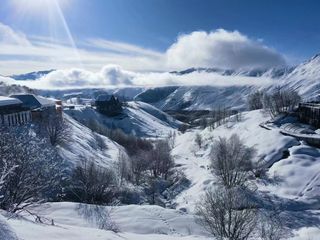 格鲁吉亚：畅游卡兹别克雪山和巴统的黑海 （见证Ali和Nino的凄美爱情故事）