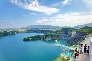 国庆首日三水迎客!花海与矿湖引爆南山旅游热