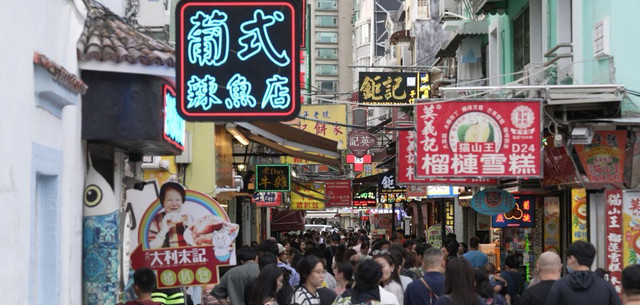 大手笔！澳门这个度假城把整个海滩“搬”上楼了？