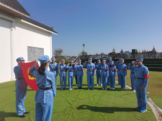 七一户外团建，在龙之梦附近感受长征精神