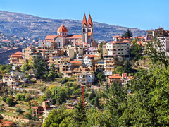 黎巴嫩游记图片] 黎巴嫩旅游：从卜舍里到卡迪沙圣谷（图）