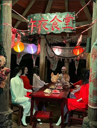 昆明高颜值酒店+欢乐世界玩鬼攻略