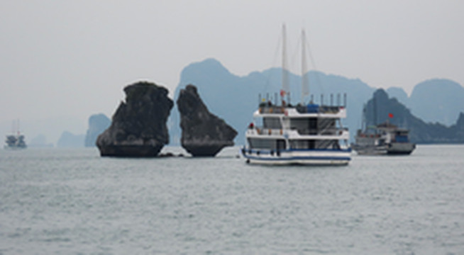 广西游记图片] 从桂北崇山到北海之滨~第五集 从凭祥友谊关到越南河内及下龙湾