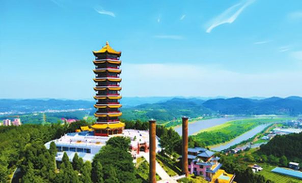 红星照耀射洪：红色基因与青山绿水的时空对话