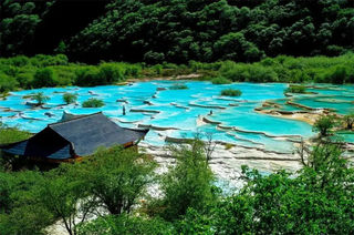 夏日逃离计划！黄龙景区，藏着一个天然降温的绿色世界