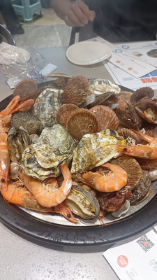 黄岛赶海休闲度假,临沂博游品尝炒鸡