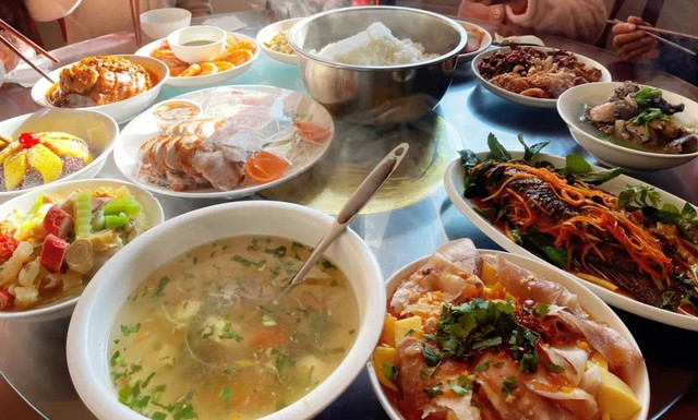 腾冲八大碗 舌尖上的丰腴味蕾