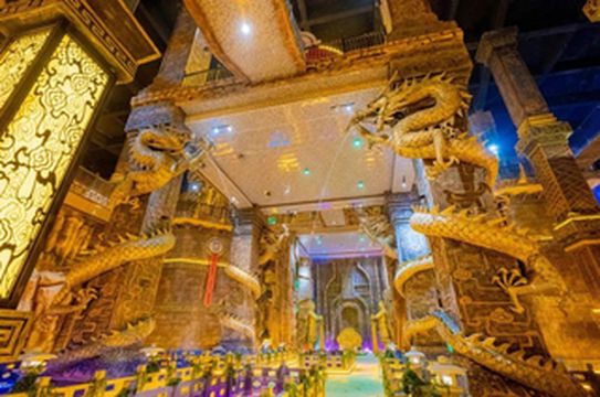 济南青铜山大峡谷,龙舞新春,瑞气盈门!向好运靠“龙”!