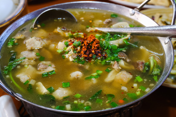 到腾冲，一起来解锁这些“牛气”美食~