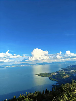 昆明西山公园游玩攻略：邂逅“睡美人”，沉醉翠湖之畔🌅