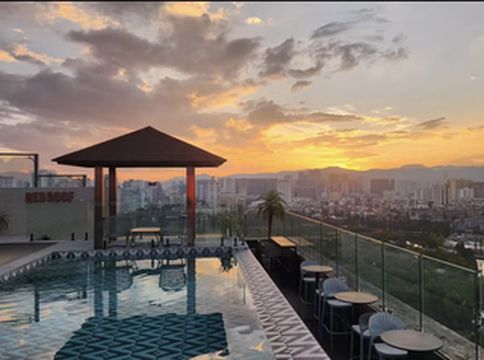 独栋高层+翠湖5分钟路程+露台落日