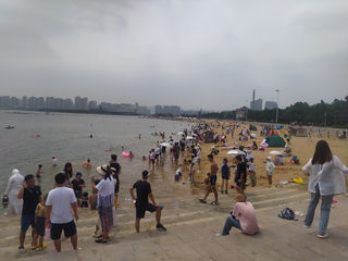 初秋 登泰山(一、威海2)