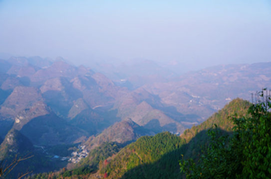 走进贵州册亨县,体验布依族风情的年味,游如诗如画的万重山美景