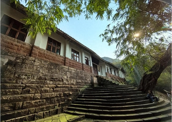 全国唯一以抗战命名的小学,就藏在纳溪大山中,蒋介石都来视察过