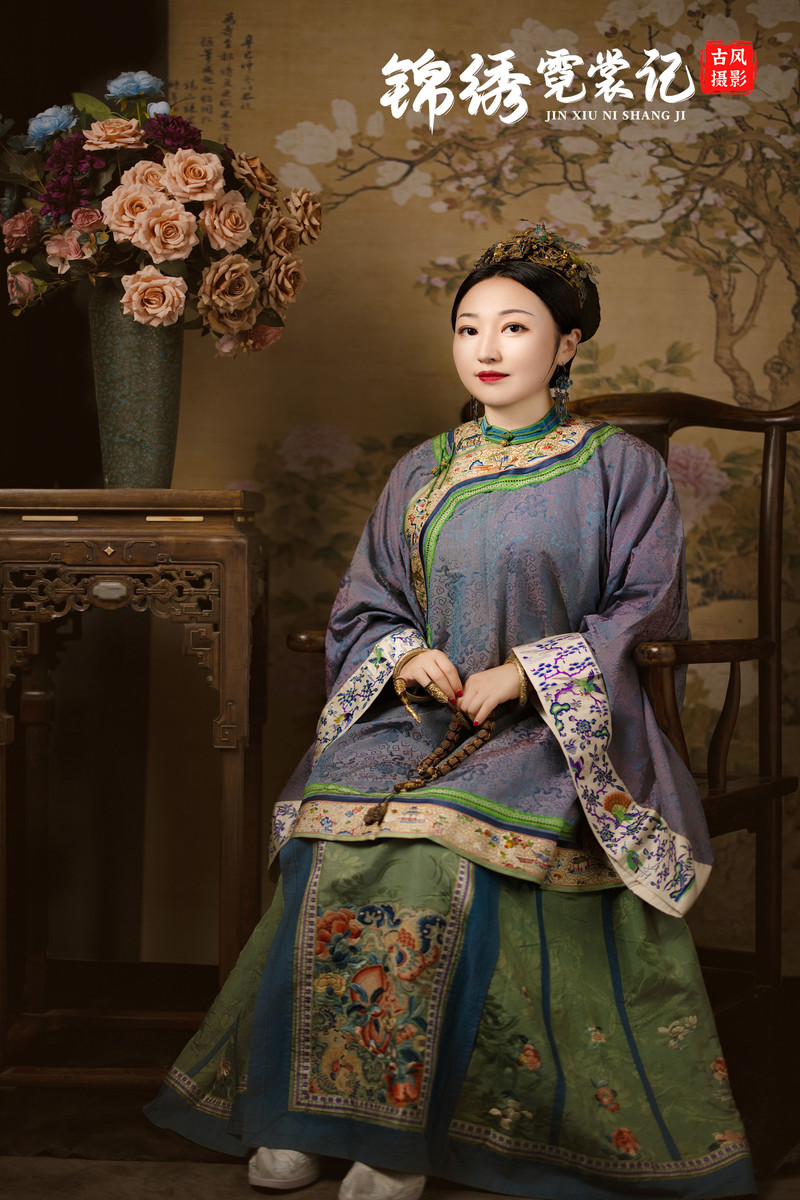 平遙古城：穿上清代古董衣，開啟一場穿越時空的奢華之旅。