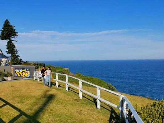 漫步纽卡斯尔澳纽军团纪念步道，俯览城市风光及壮丽海景