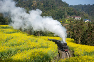 开往春天的小火车,教你如何玩转乐山犍为