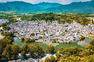 秋日的黟县，真是应了那句“一生痴绝处”