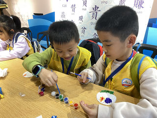 厦门研学 鼓浪屿手绘DIY贝壳画 天马行空落笔成画