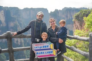 张家界的温暖邂逅——小麻雀私人定制旅行体验，纯玩无购物私人定制高端旅行纯玩团