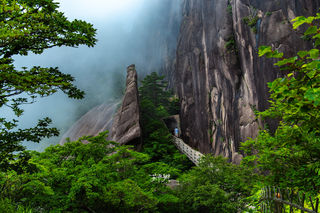 毕业旅行总要去一趟黄山吧！中国最美大山之一：蕴藏着人生旅途