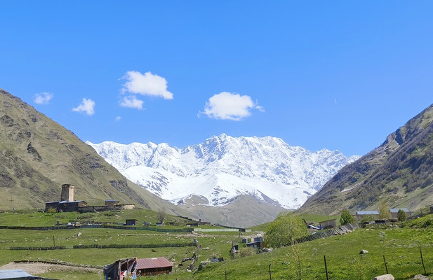 《40 天悠游高加索三国,发现异域别样风景》(1) —— 行程概览・风景集翠